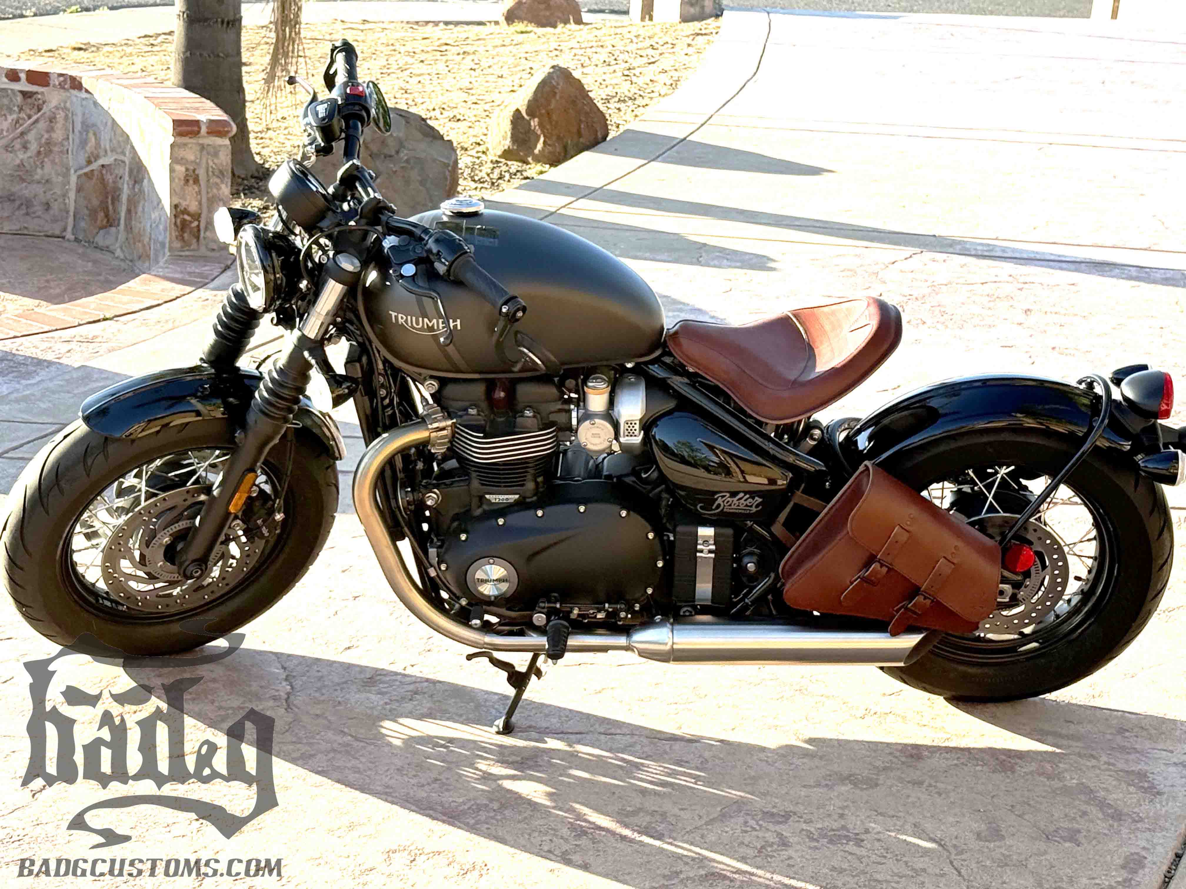 CUSTOM SERVICE: Triumph Bobber Seat Re-Upholstery (Match Your Saddlebags)
